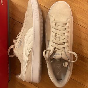 Puma Vikky V2 Women’s shoes sneakers tennis Tan New Without Tags BOX Included